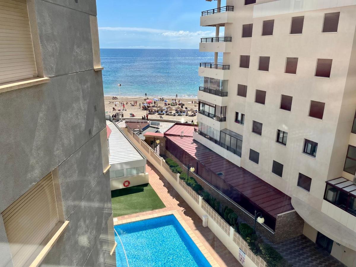 Modern Apartment On The Beach With Pool Κάλπε Εξωτερικό φωτογραφία
